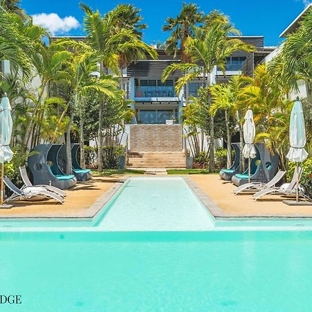 Kanope Bay - Holiday Beachfront Apartments Pointe aux Biches Экстерьер фото