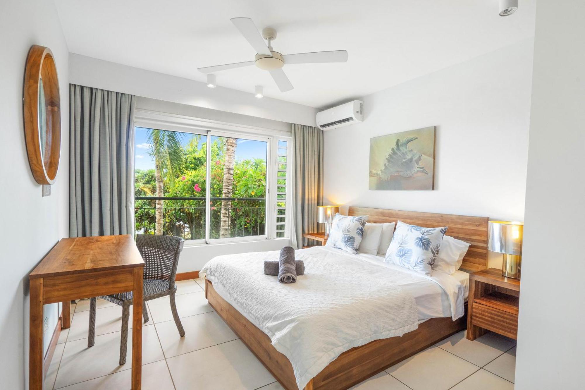Kanope Bay - Holiday Beachfront Apartments Pointe aux Biches Экстерьер фото