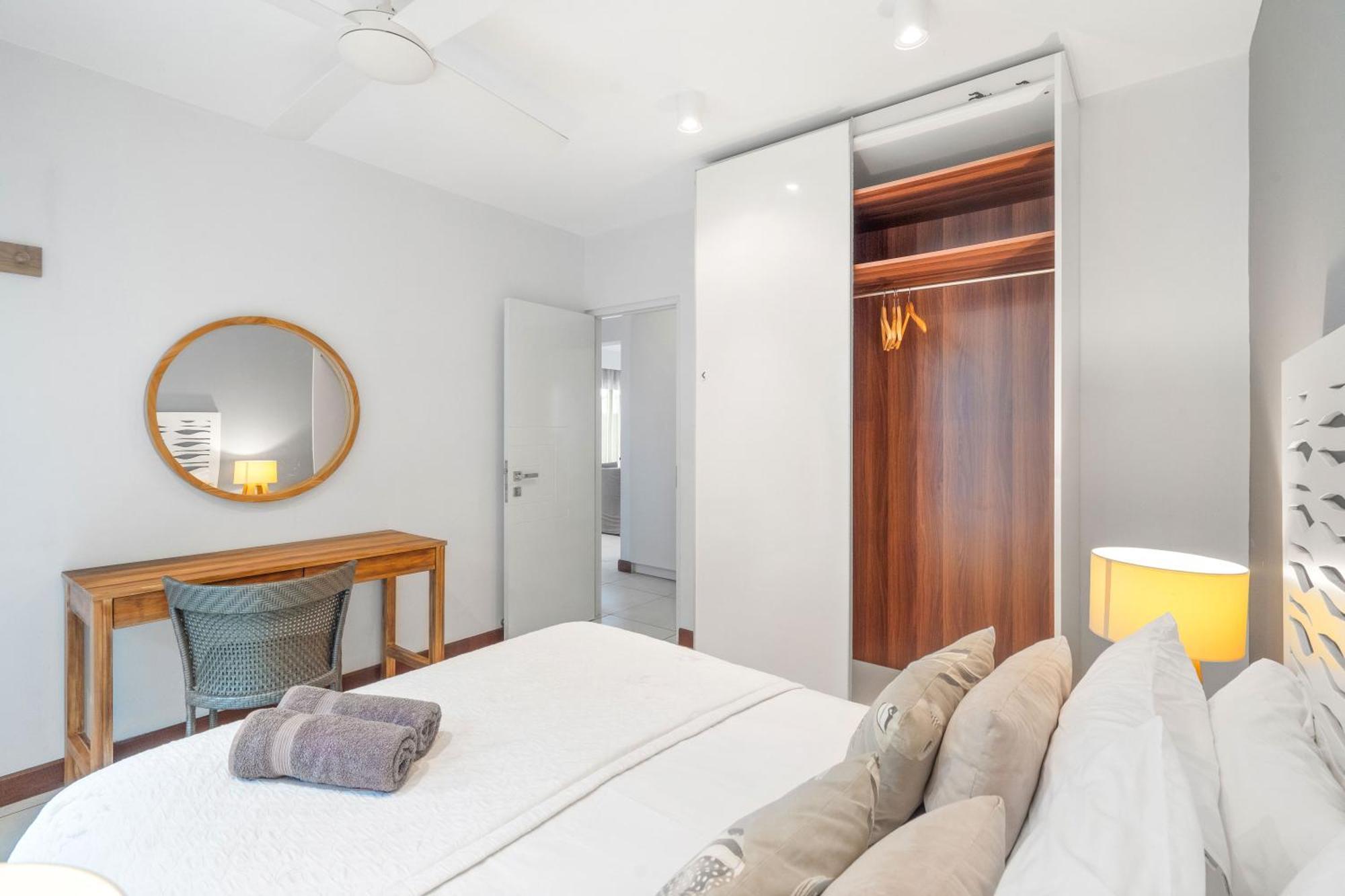 Kanope Bay - Holiday Beachfront Apartments Pointe aux Biches Экстерьер фото